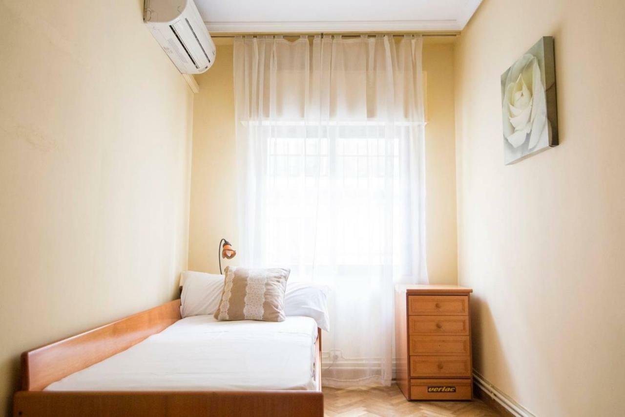 Home & Private Terrace Wifi + Aircon 马德里 外观 照片