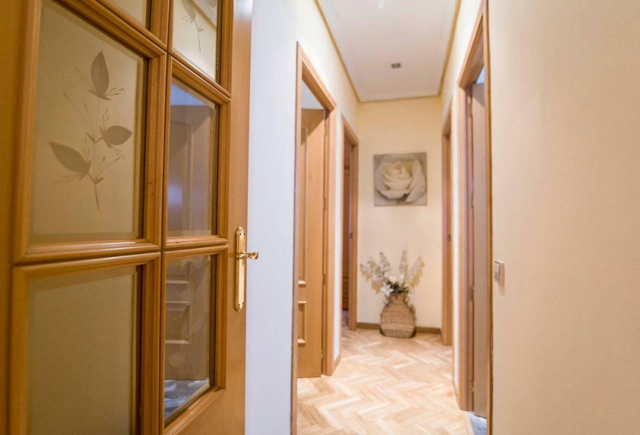 Home & Private Terrace Wifi + Aircon 马德里 外观 照片