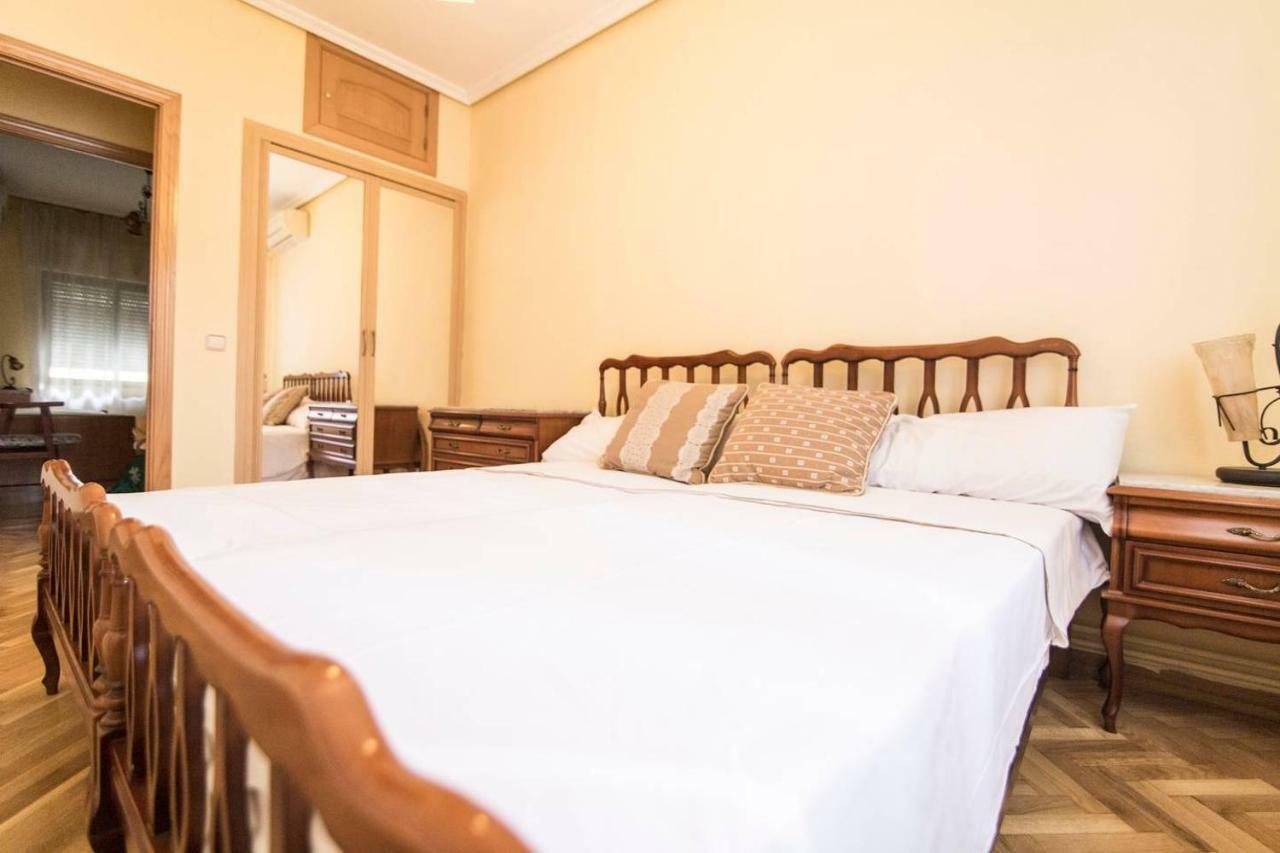 Home & Private Terrace Wifi + Aircon 马德里 外观 照片